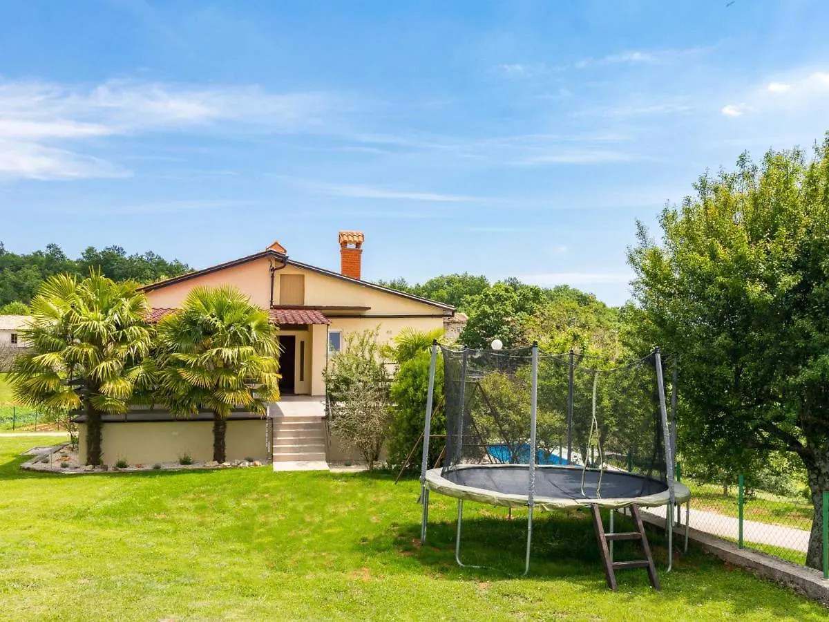 Holiday Home Larisa - Ipc141 By Interhome Pican